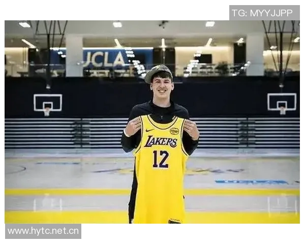 湖人队赛季至今仅有八村塁拉拉维亚和范德彪三人全勤出战九场比赛